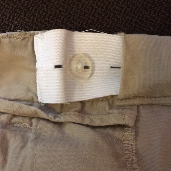 Gap maternity Stretch khaki pants - Picture 7 of 7